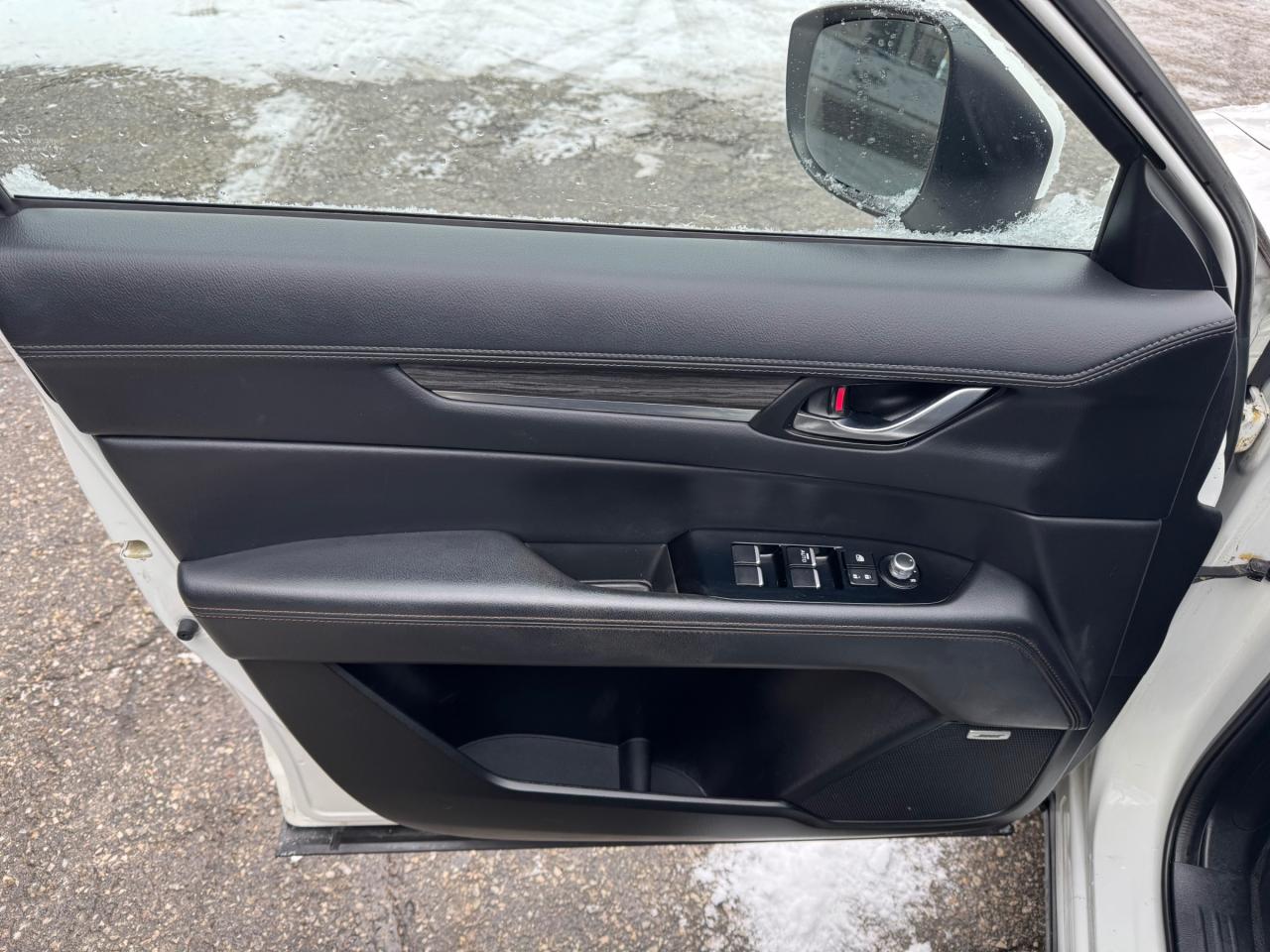 2017 Mazda CX-5 GT Leather | Sunroof | BOSE | Heated Seats | Heated Steering Photo