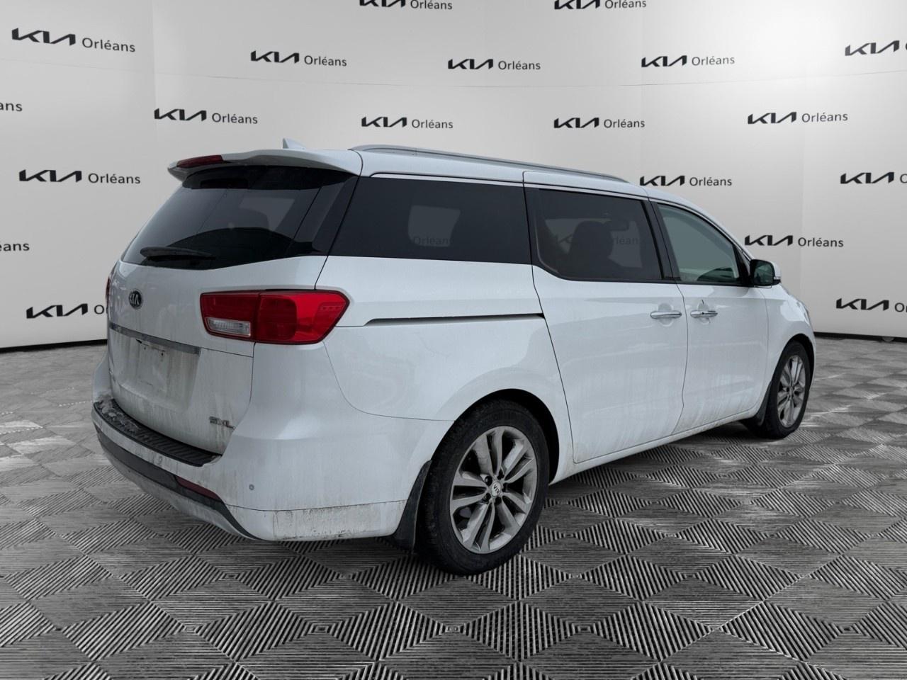 2018 Kia Sedona SXL FWD Photo