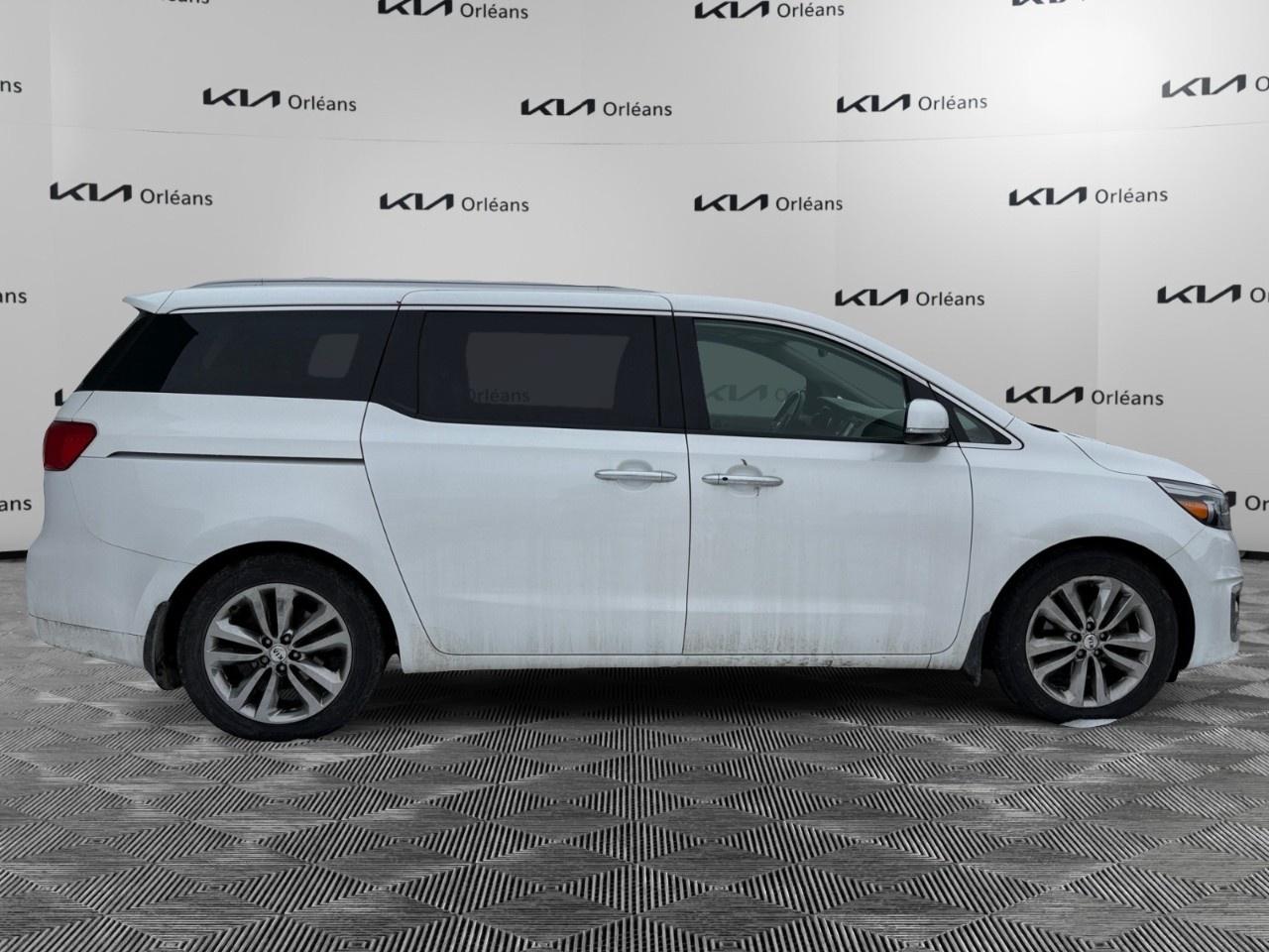 2018 Kia Sedona SXL FWD Photo
