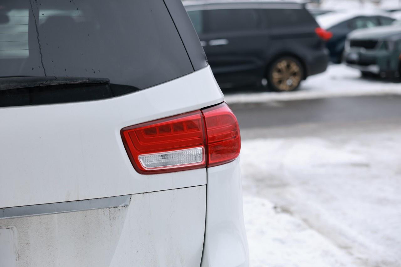 2018 Kia Sedona SXL FWD Photo