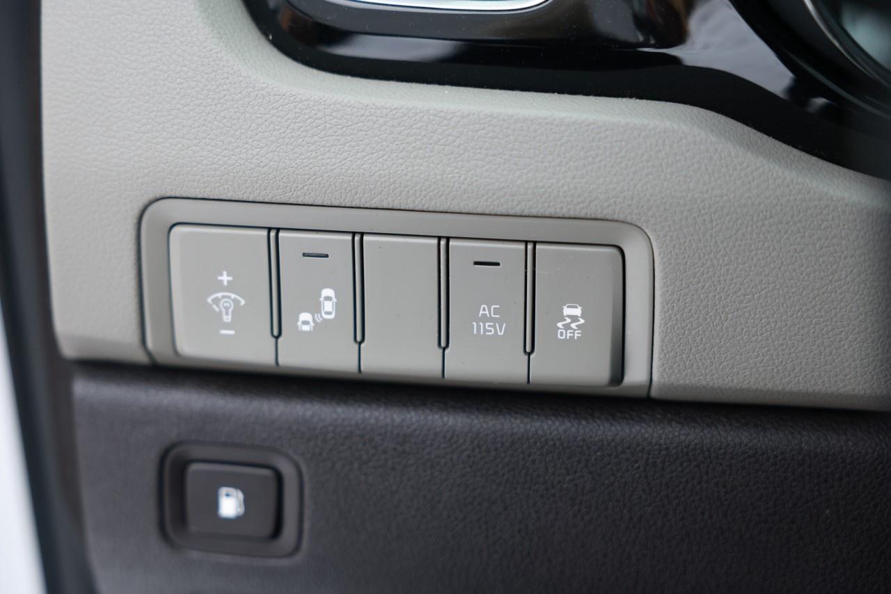 2018 Kia Sedona SXL FWD Photo