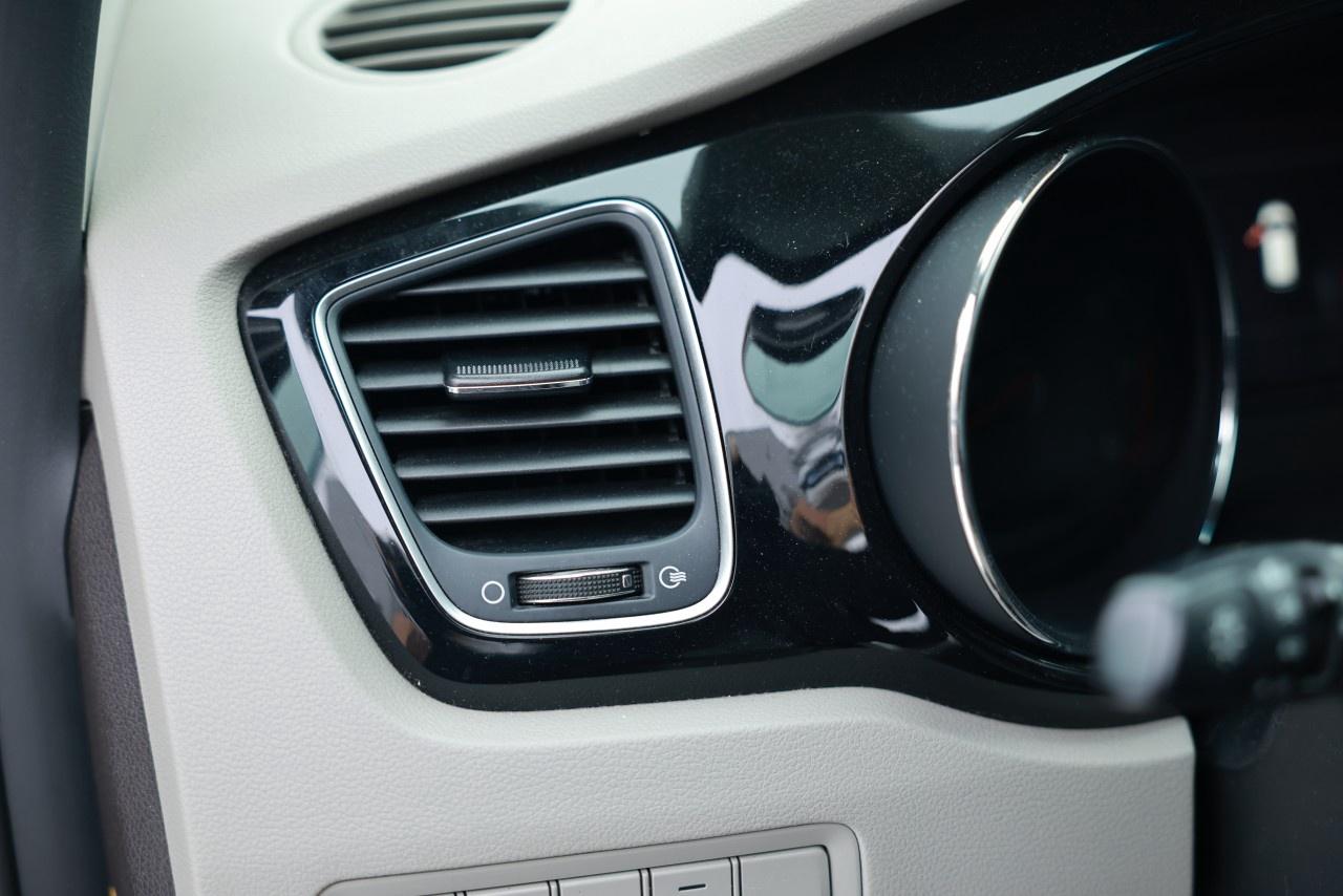 2018 Kia Sedona SXL FWD Photo