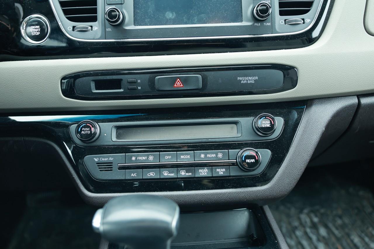 2018 Kia Sedona SXL FWD Photo