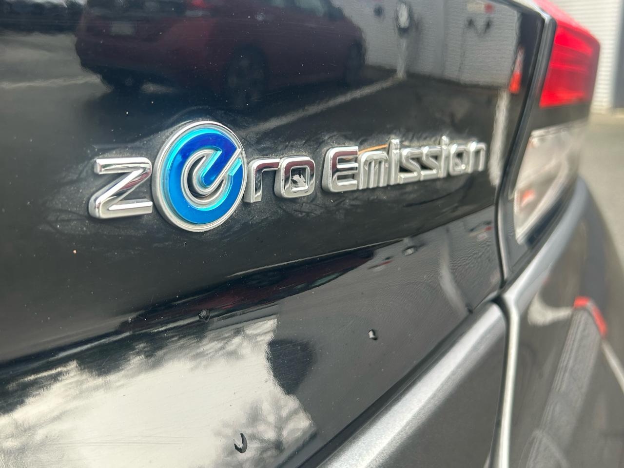 2021 Nissan Leaf SV - Photo #15