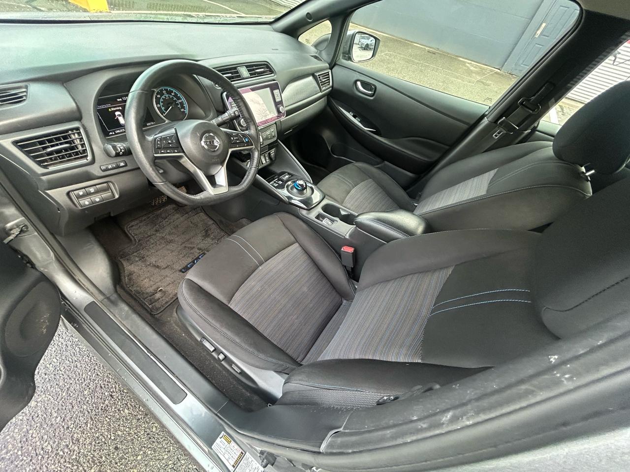 2021 Nissan Leaf SV - Photo #9