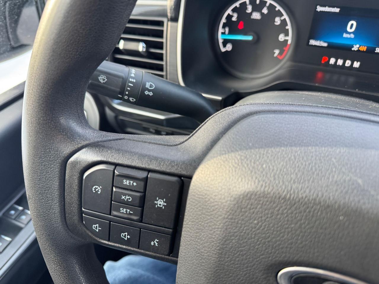 2022 Ford F-150 STX CREW CAB 5.5' Box 4WD Clean Carfax Photo