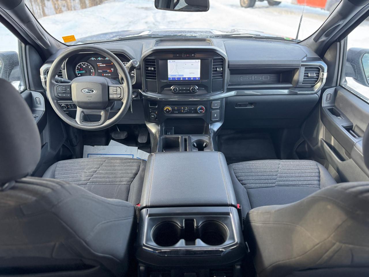 2022 Ford F-150 STX CREW CAB 5.5' Box 4WD Clean Carfax Photo