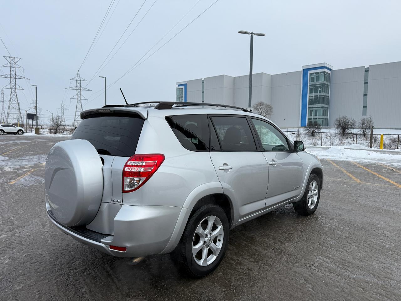 2010 Toyota RAV4 LIMITED  Photo