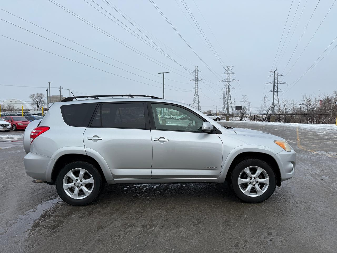 2010 Toyota RAV4 LIMITED  Photo4