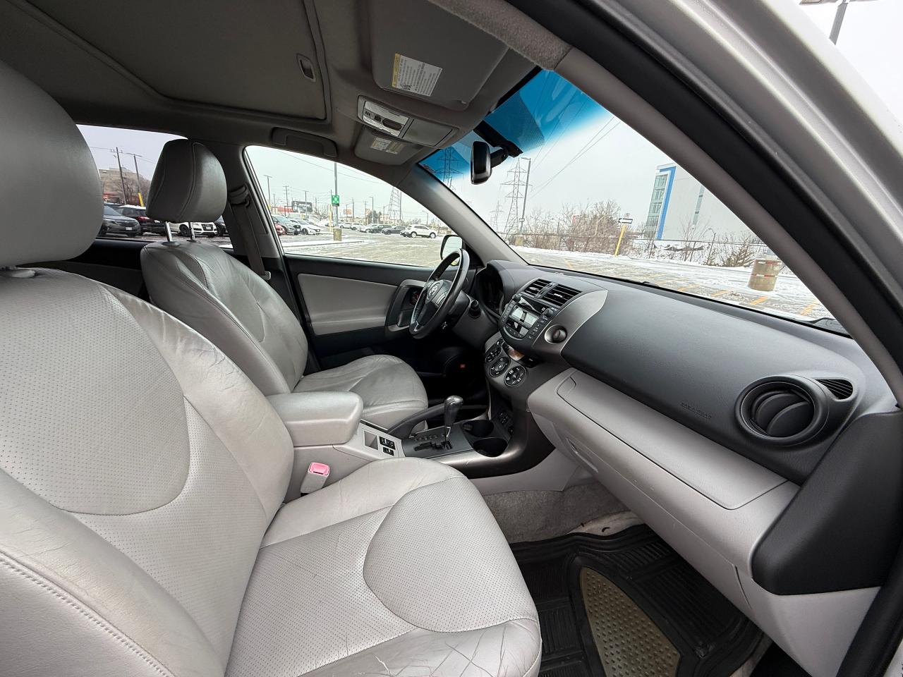 2010 Toyota RAV4 LIMITED  Photo