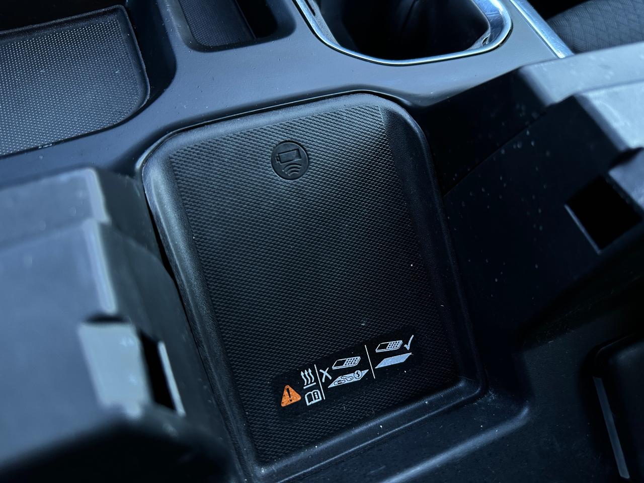 2022 Chevrolet Silverado 1500 RST4X4 HTD-Cloth 5.3L V8 NAV XM CarPlay BOSE RvCam Photo