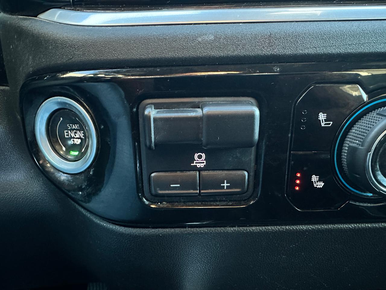 2022 Chevrolet Silverado 1500 RST4X4 HTD-Cloth 5.3L V8 NAV XM CarPlay BOSE RvCam Photo