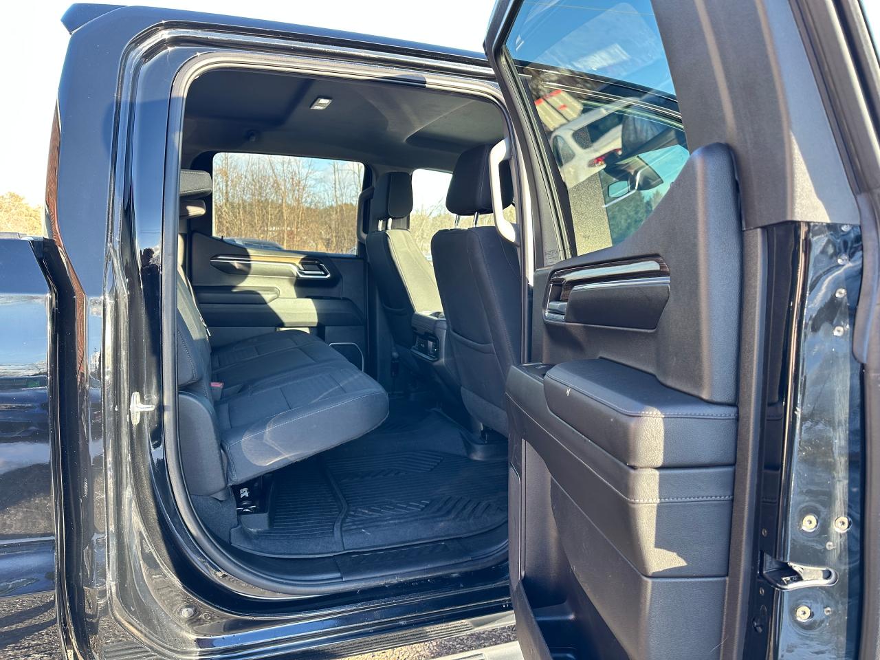 2022 Chevrolet Silverado 1500 RST4X4 HTD-Cloth 5.3L V8 NAV XM CarPlay BOSE RvCam Photo