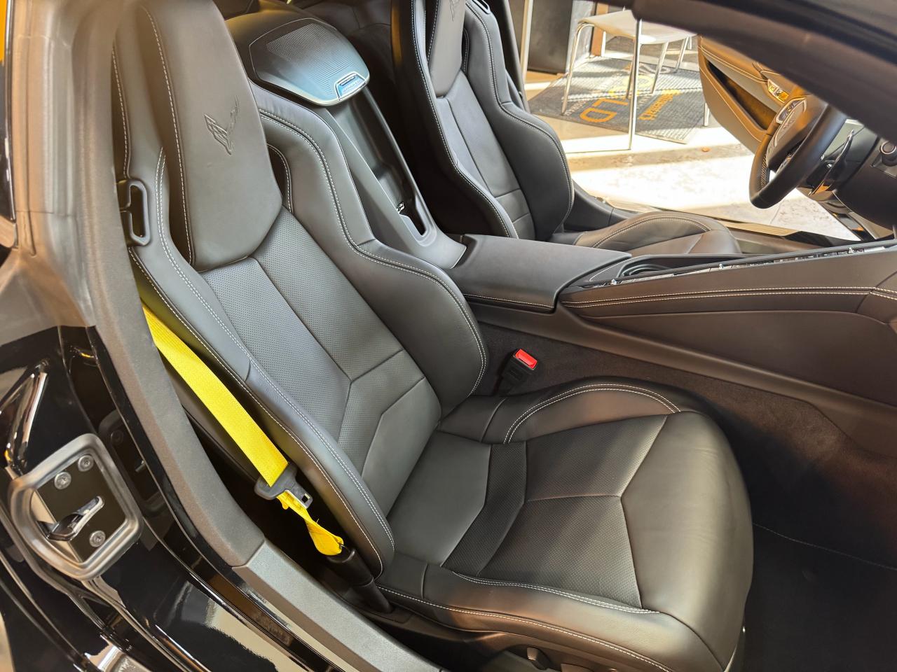 2024 Chevrolet Corvette 2LT - ONLY 3500km, NPP EXHAUST! NO LUXURY TAX!!! Photo38