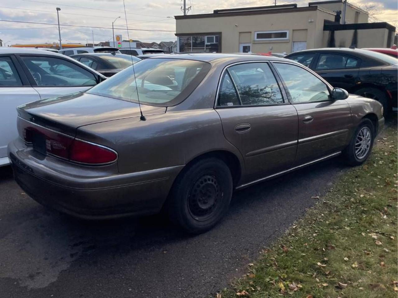 2005 Buick Century  Photo