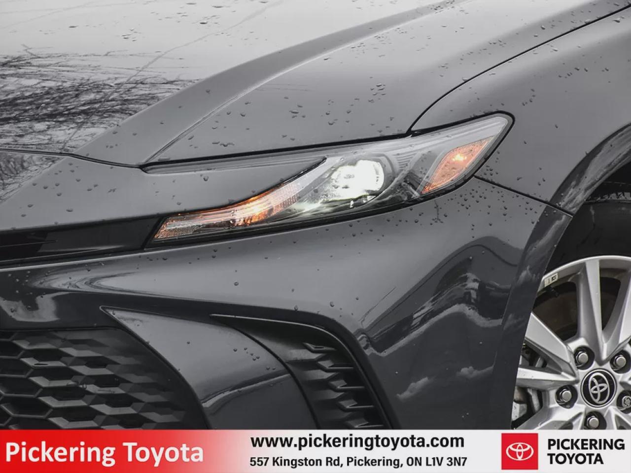 2025 Toyota Camry HYBRID SE Photo