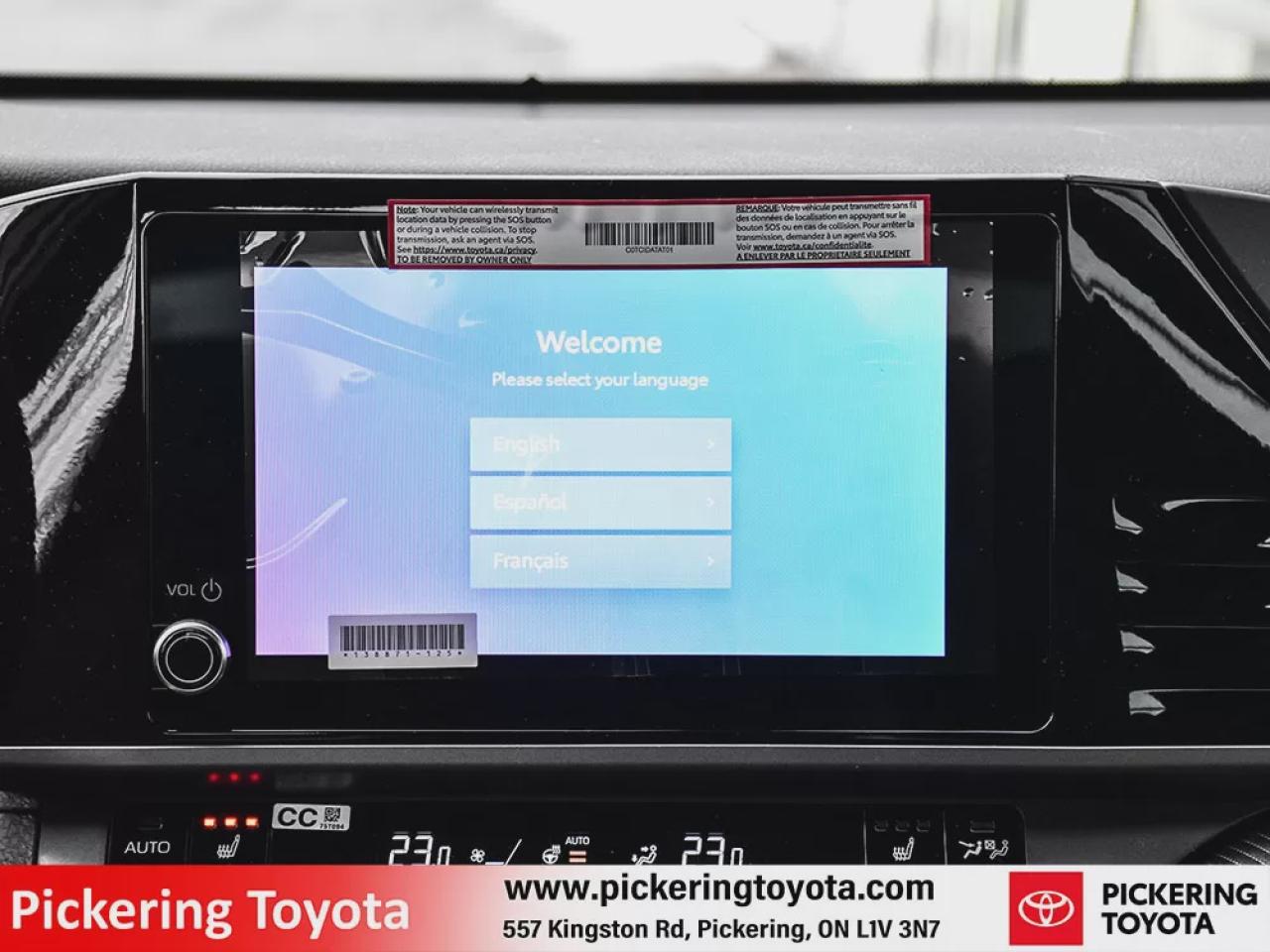 2025 Toyota Camry HYBRID SE Photo