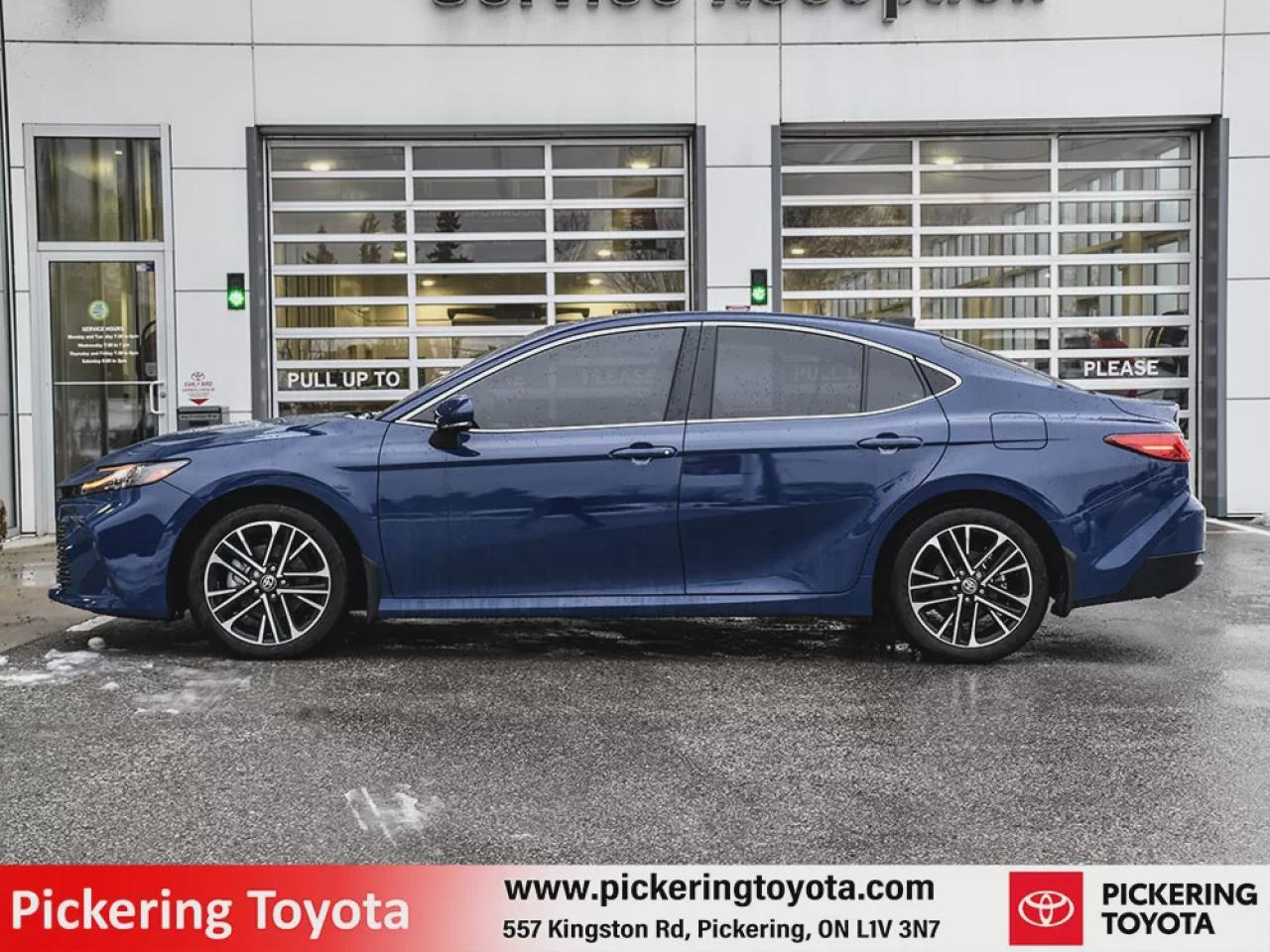 2025 Toyota Camry HYBRID XLE Photo