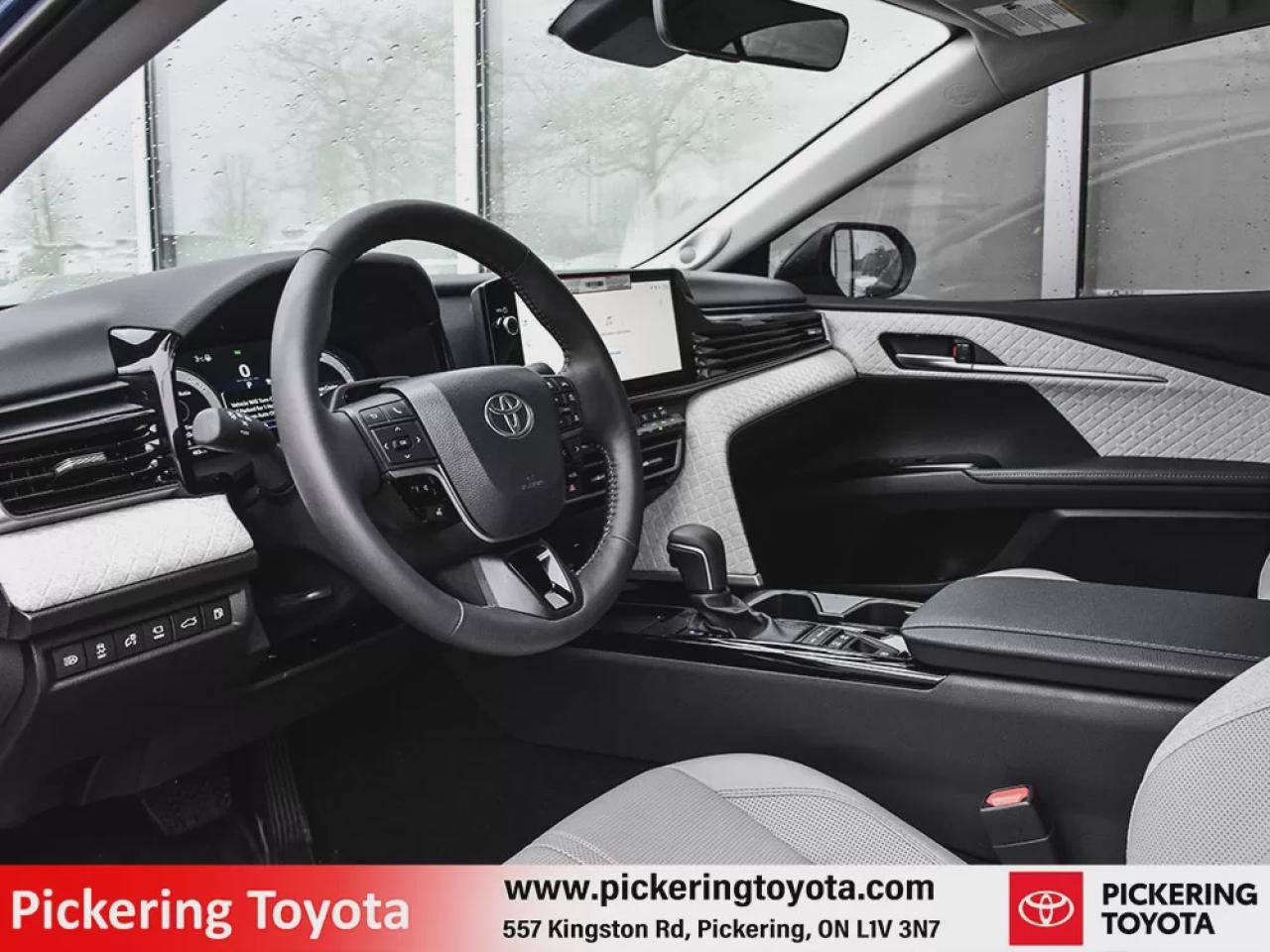 2025 Toyota Camry HYBRID XLE Photo