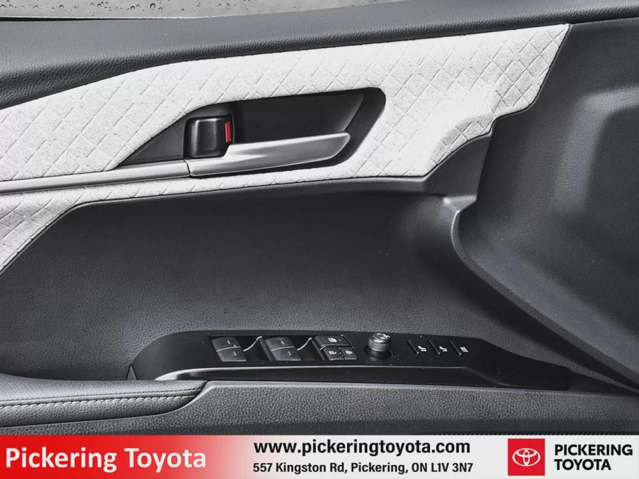 2025 Toyota Camry HYBRID XLE Photo