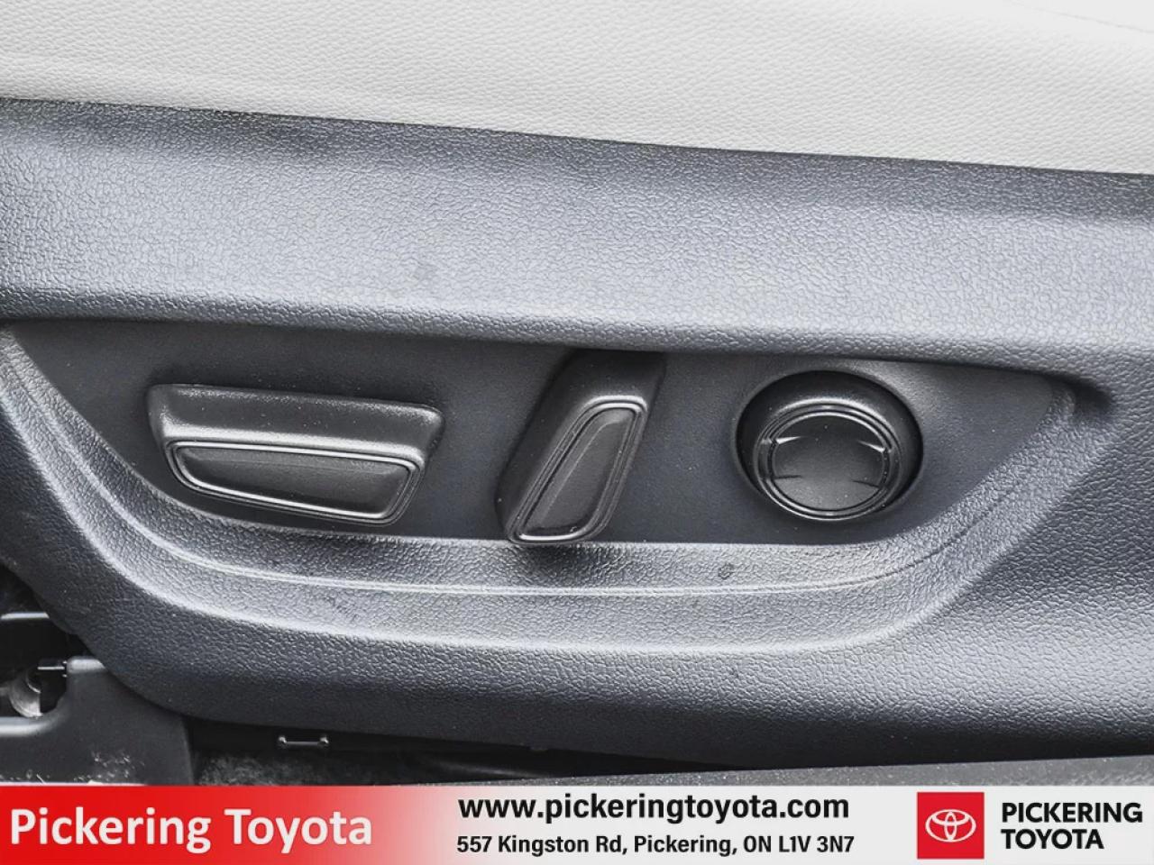 2025 Toyota Camry HYBRID XLE Photo