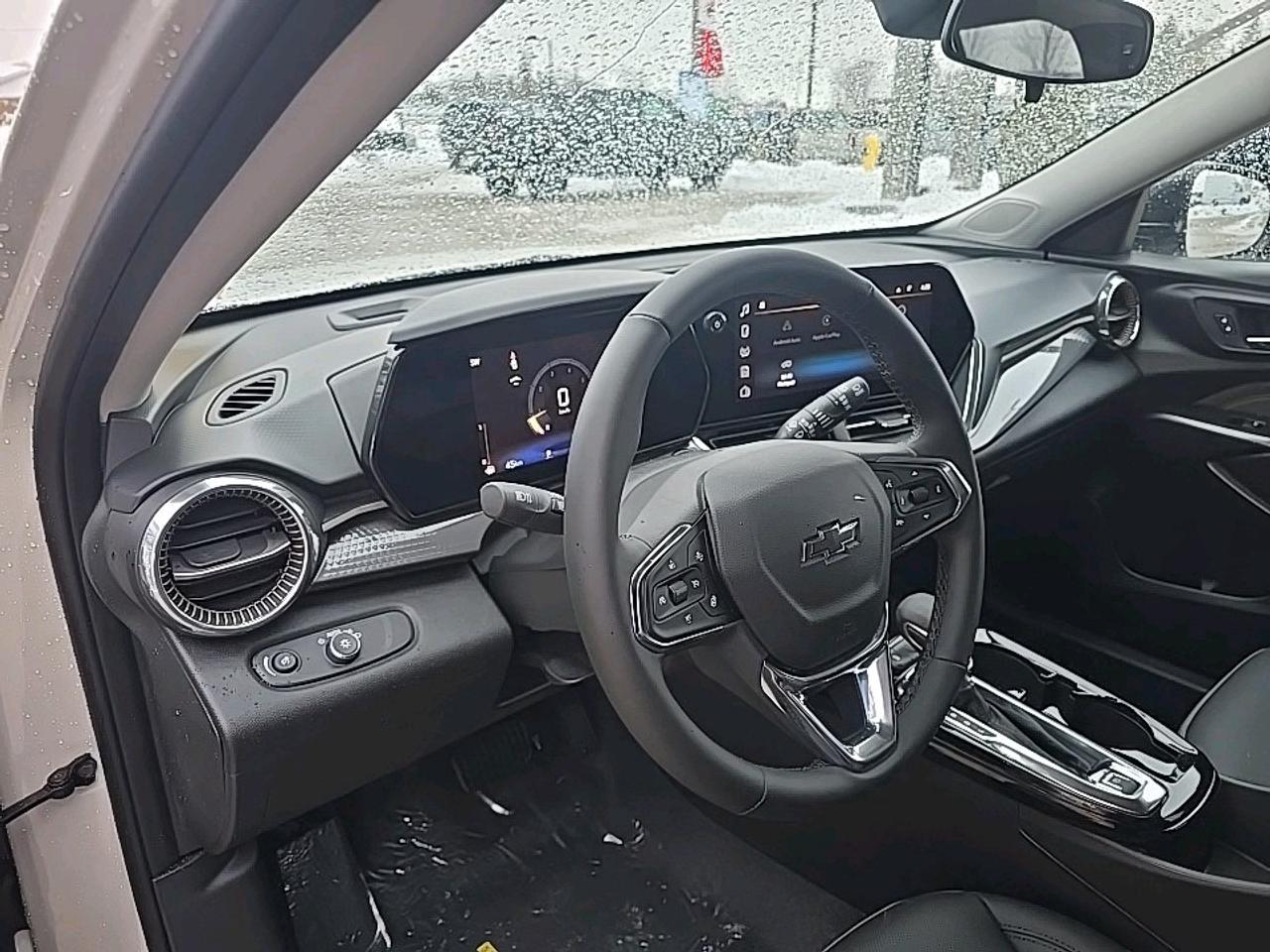2026 Chevrolet Trax ACTIV Photo3