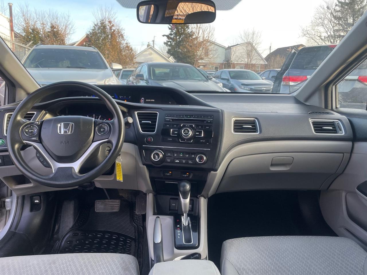 2014 Honda Civic LX *HEATED SEATS, SAFETY, 1Y WARRANTY ENG & TRAN* Photo