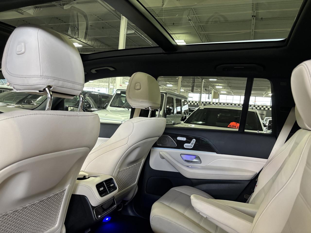 2024 Mercedes-Benz GLS GLS450|4MATIC|6PASS|AMGPKG|RECLINE|MASSAGE|CREAM|+ Photo