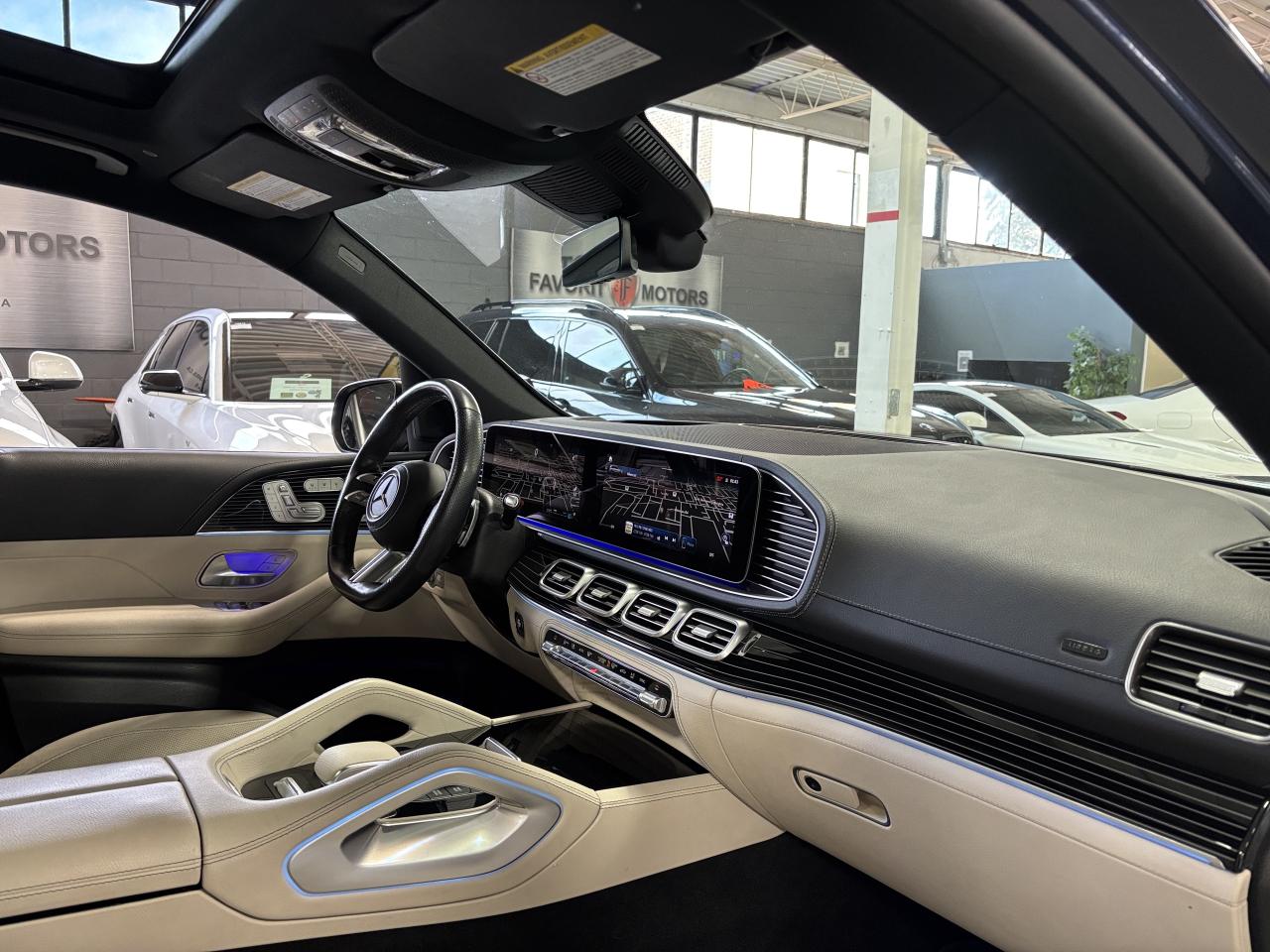 2024 Mercedes-Benz GLS GLS450|4MATIC|6PASS|AMGPKG|RECLINE|MASSAGE|CREAM|+ Photo