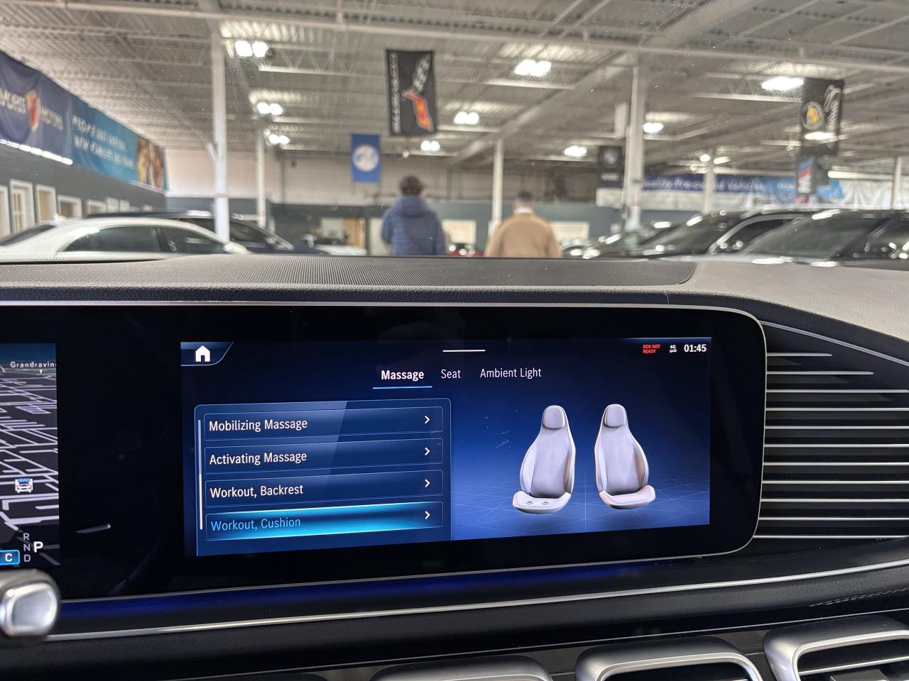 2024 Mercedes-Benz GLS GLS450|4MATIC|6PASS|AMGPKG|RECLINE|MASSAGE|CREAM|+ Photo