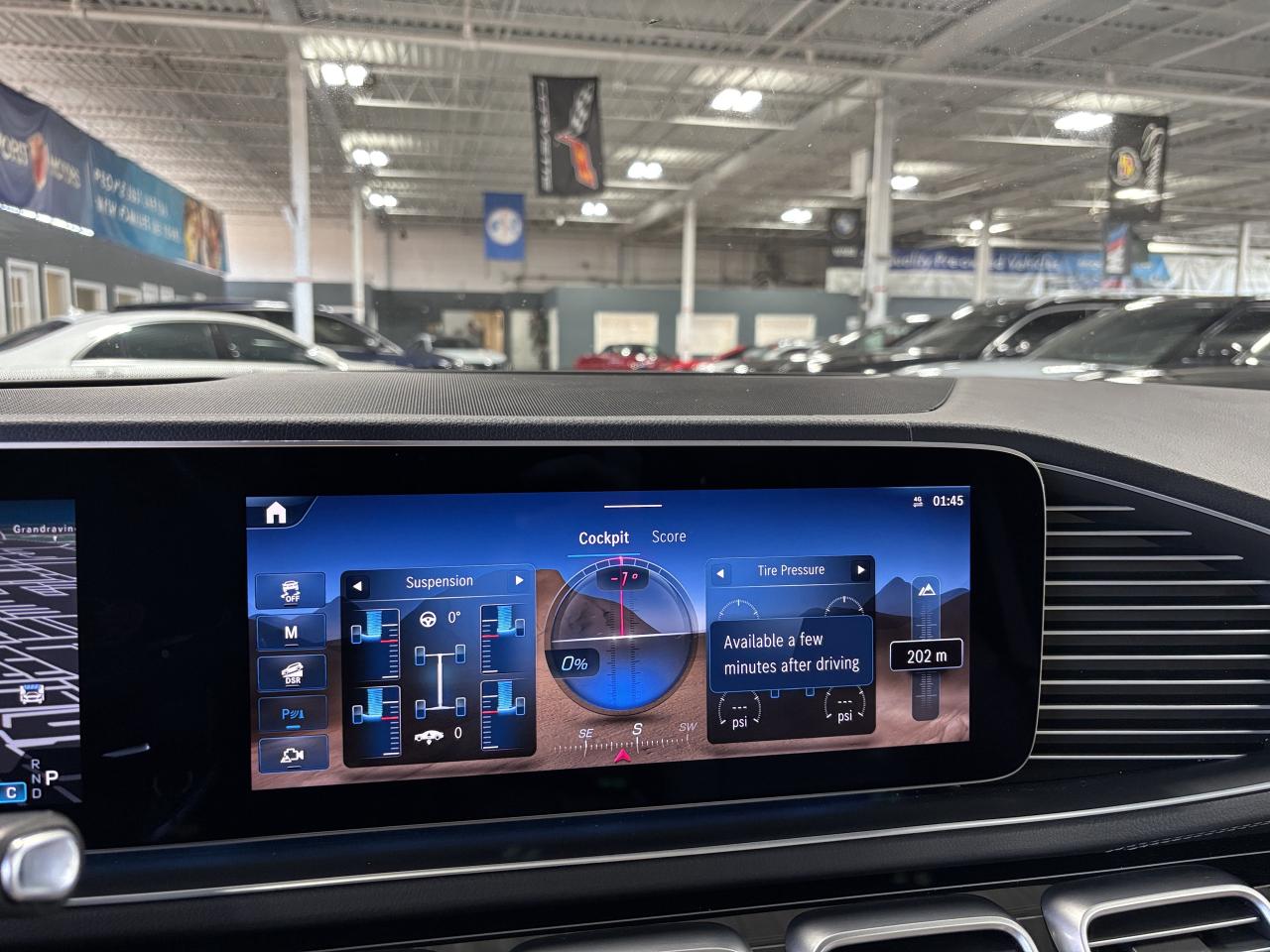 2024 Mercedes-Benz GLS GLS450|4MATIC|6PASS|AMGPKG|RECLINE|MASSAGE|CREAM|+ Photo