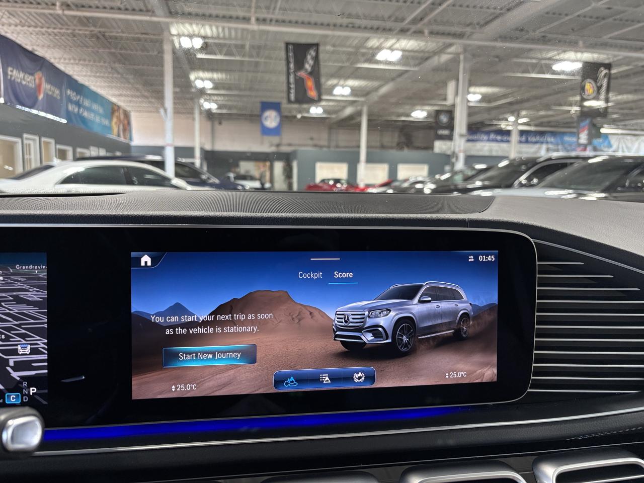 2024 Mercedes-Benz GLS GLS450|4MATIC|6PASS|AMGPKG|RECLINE|MASSAGE|CREAM|+ Photo