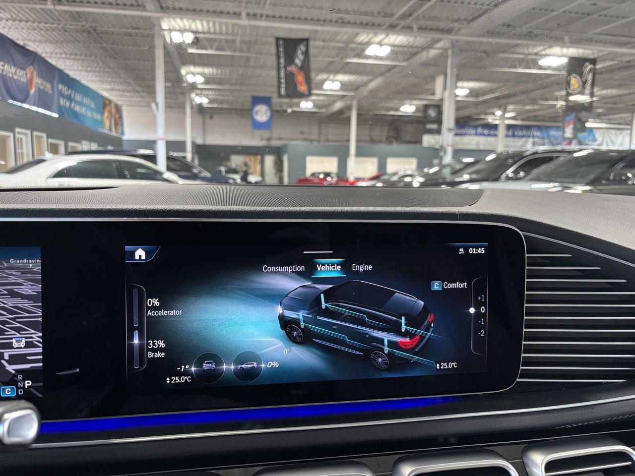 2024 Mercedes-Benz GLS GLS450|4MATIC|6PASS|AMGPKG|RECLINE|MASSAGE|CREAM|+ Photo