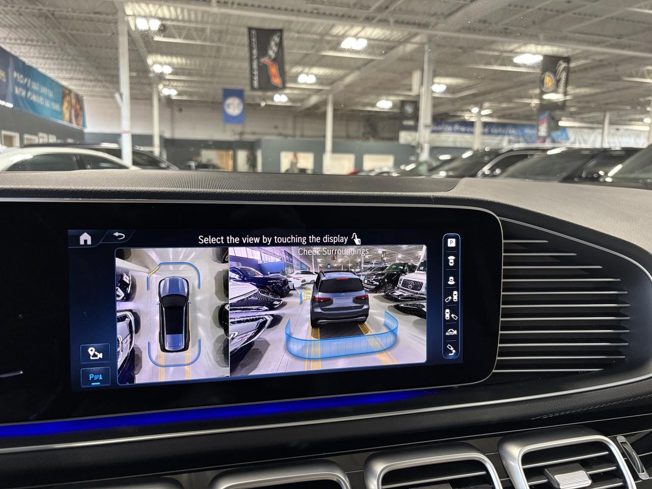 2024 Mercedes-Benz GLS GLS450|4MATIC|6PASS|AMGPKG|RECLINE|MASSAGE|CREAM|+ Photo