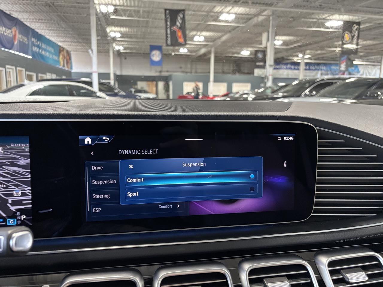 2024 Mercedes-Benz GLS GLS450|4MATIC|6PASS|AMGPKG|RECLINE|MASSAGE|CREAM|+ Photo