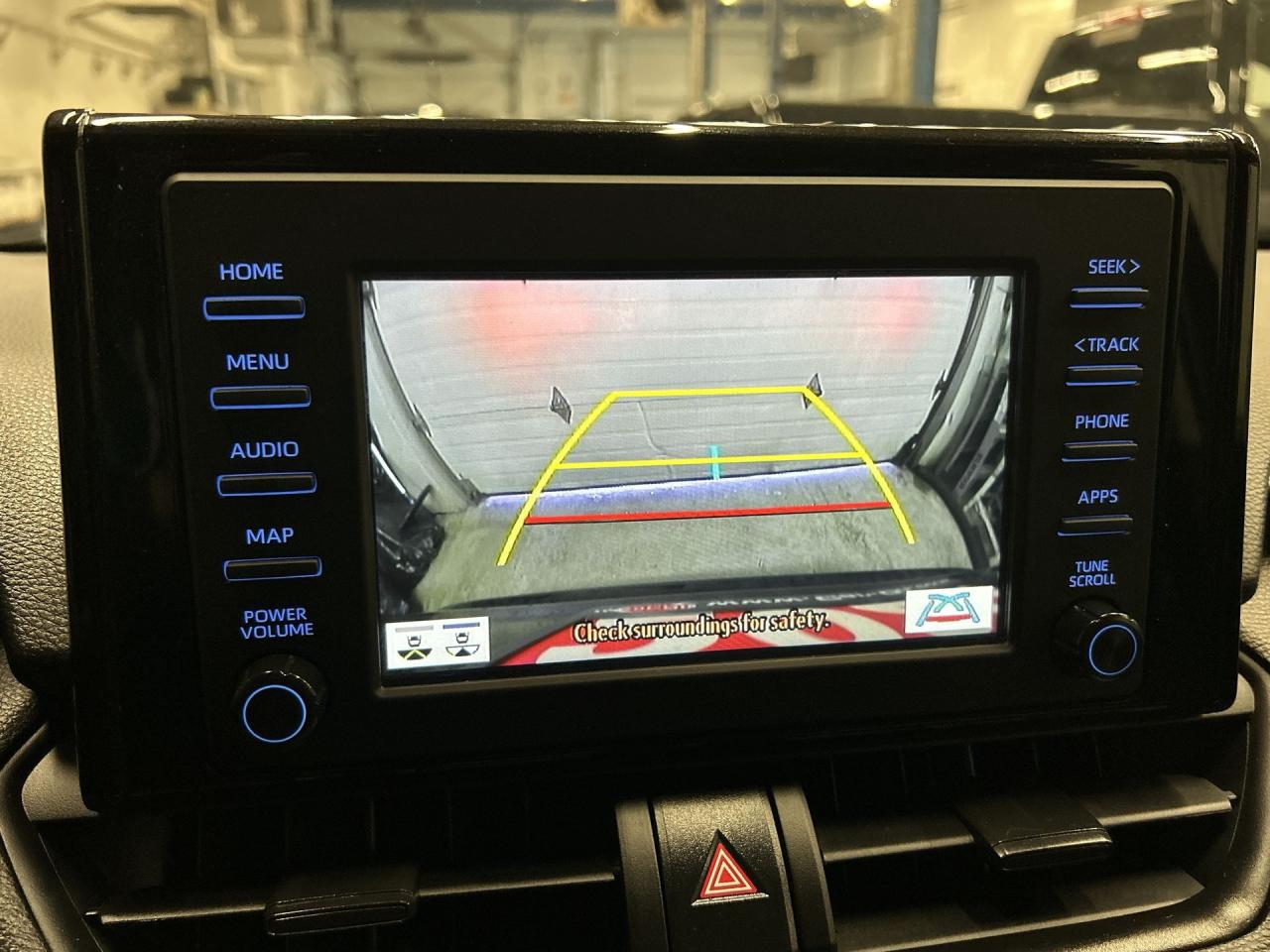 2022 Toyota RAV4 HTD SEATS | CARPLAY | BLIND SPOT | REAR CAM | A/C Photo