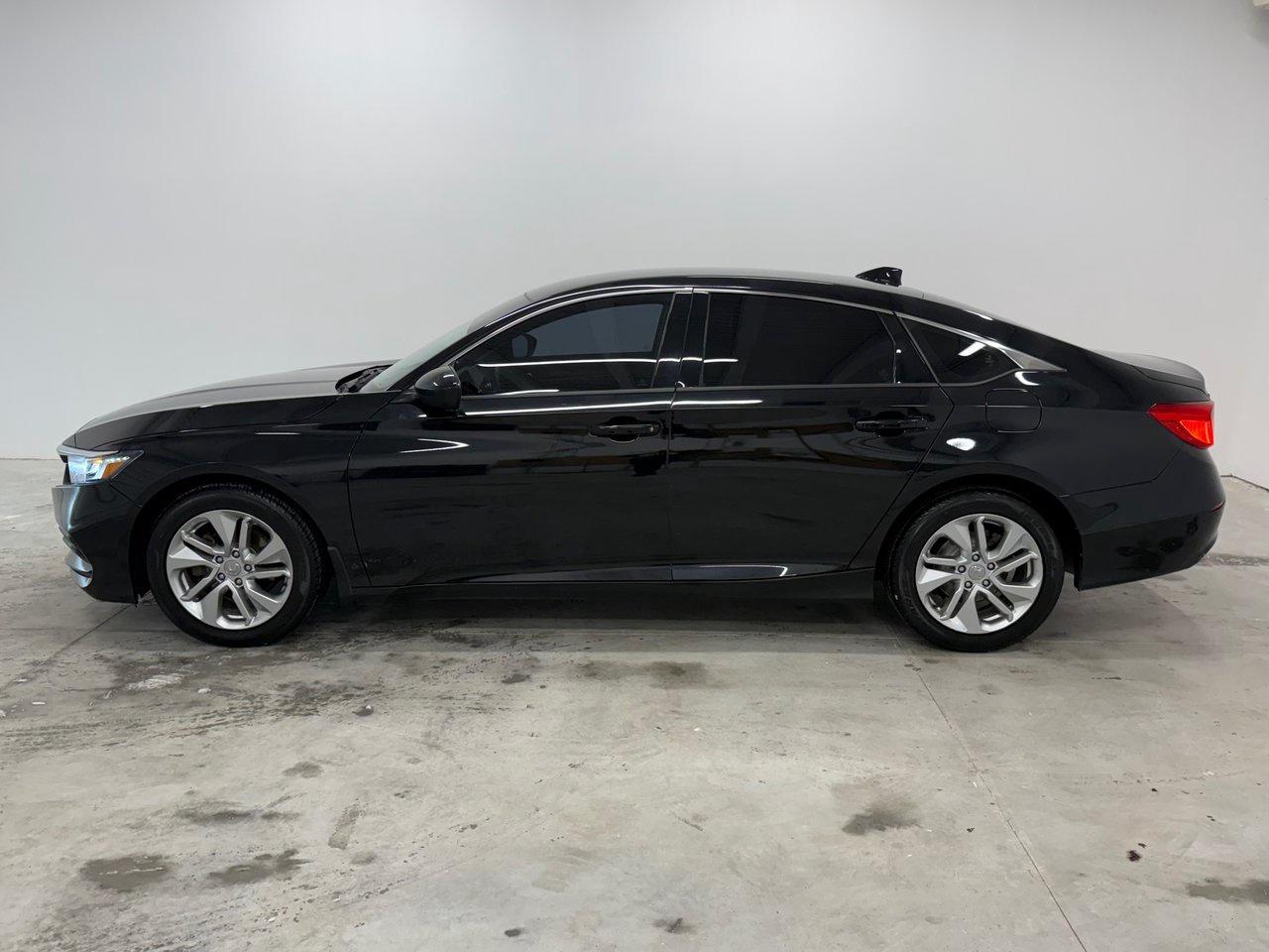 2020 Honda Accord Sedan LX Photo