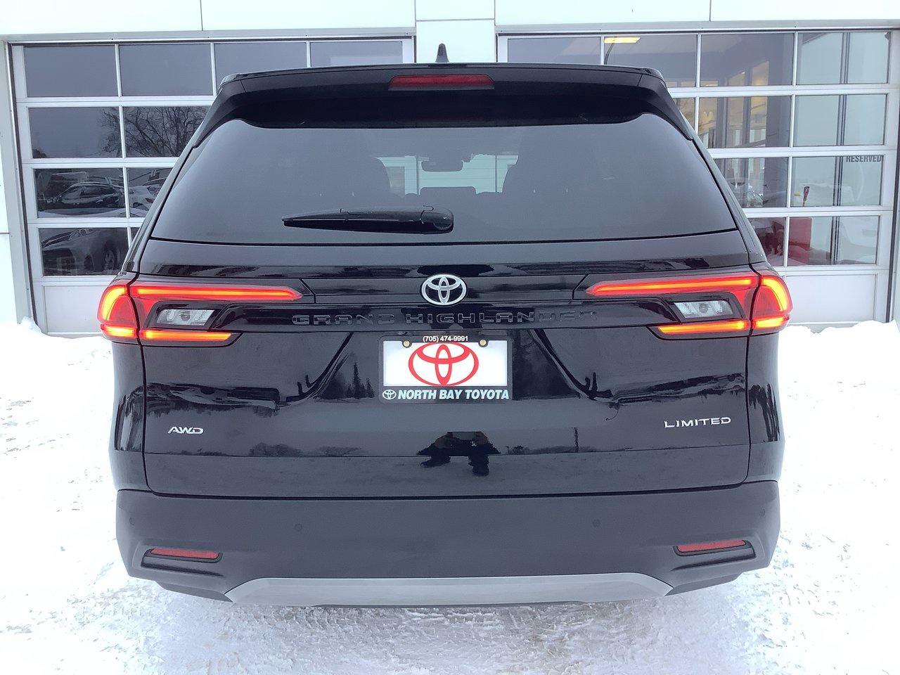 2024 Toyota GRAND HIGHLANDE  Photo
