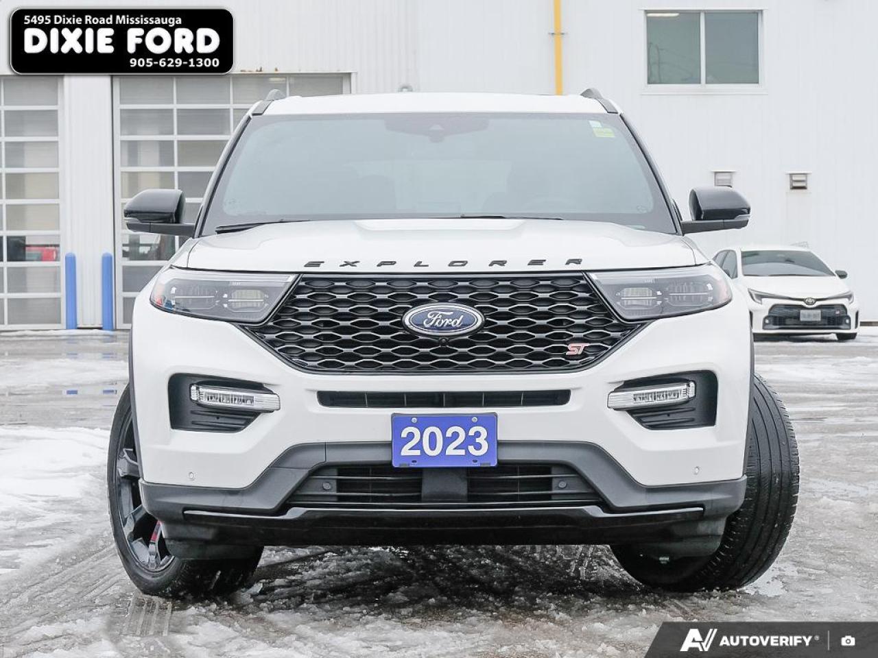 2023 Ford Explorer ST Photo