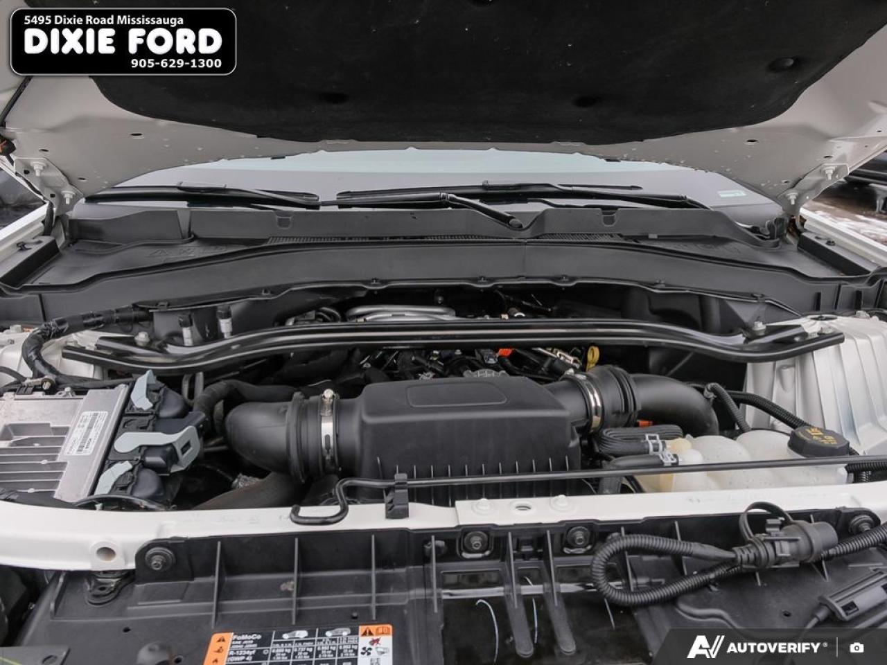 2023 Ford Explorer ST Photo