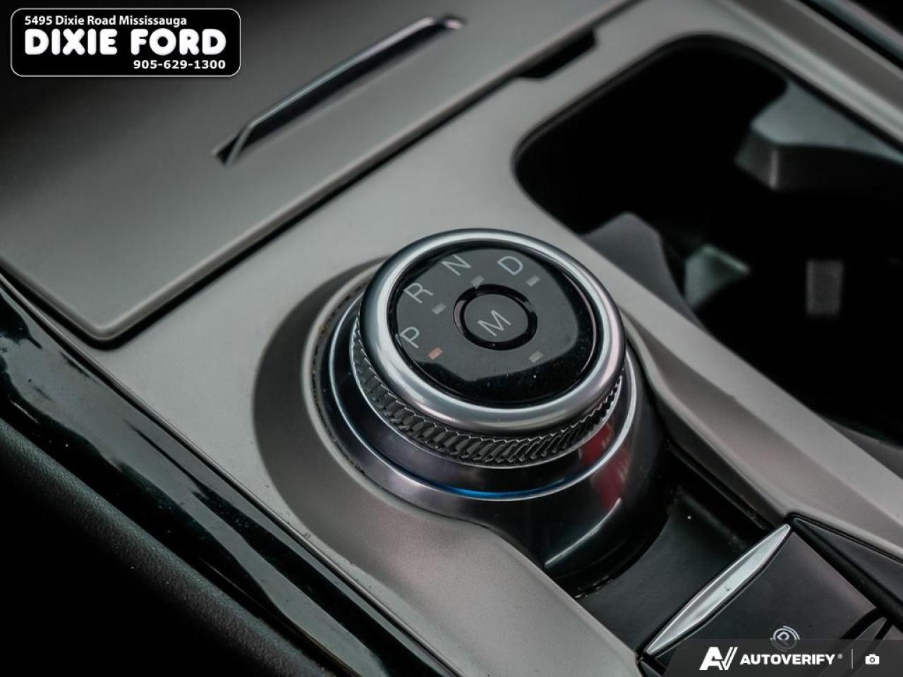 2023 Ford Explorer ST Photo