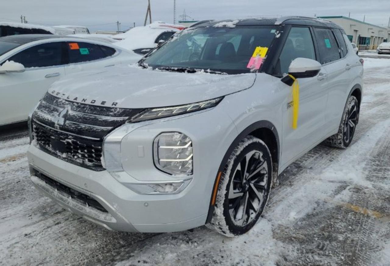 2023 Mitsubishi Outlander Phev GT S-AWC Premium PKG | Massage Seats | Quilted Leather | Pano Roof | Nav | 360 Camera | and More ! Photo0