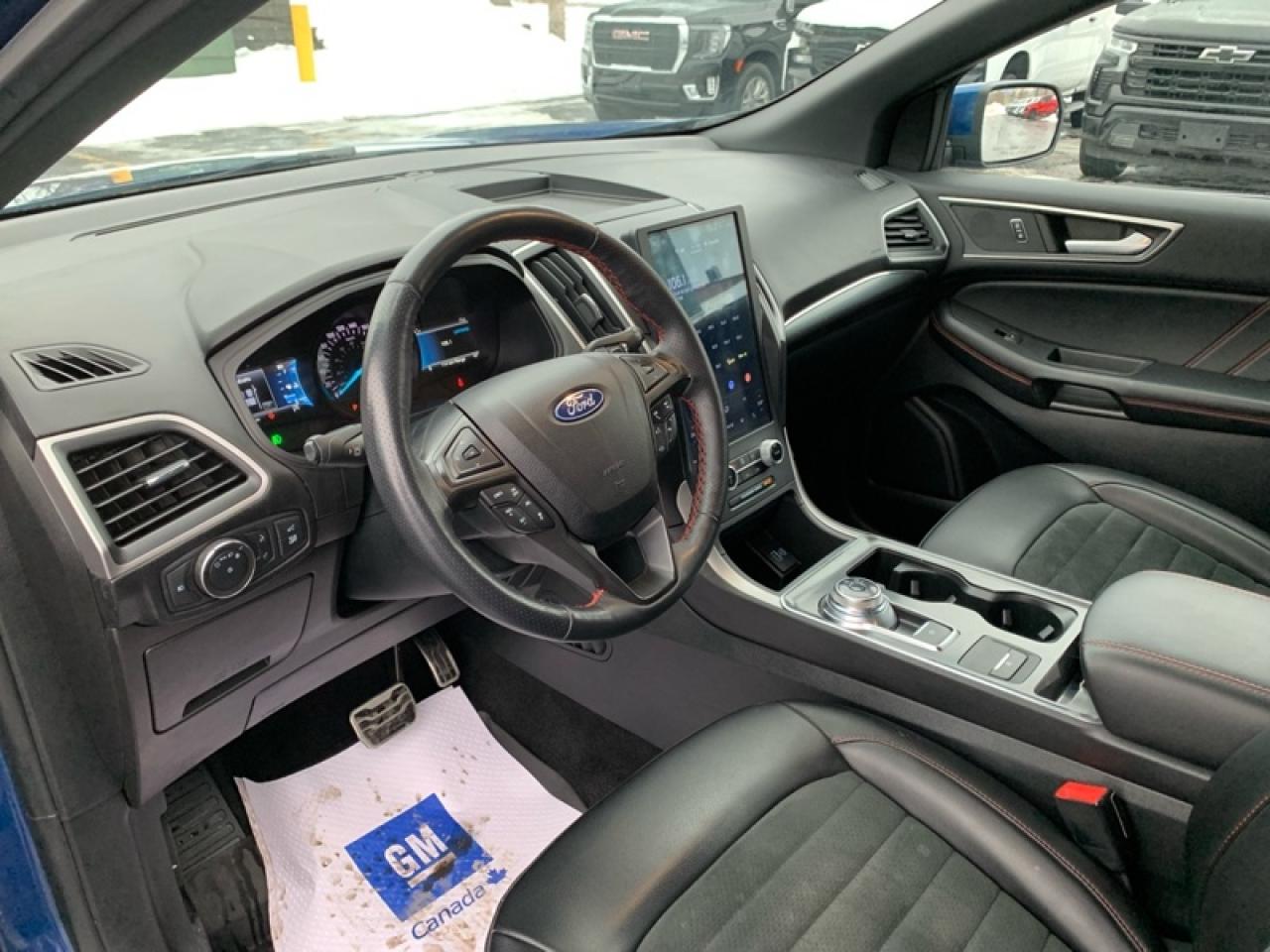 2022 Ford Edge ST Line  - Aluminum Wheels -  Heated Seats Photo