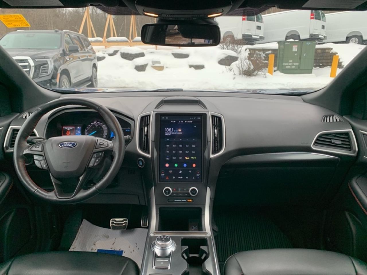 2022 Ford Edge ST Line  - Aluminum Wheels -  Heated Seats Photo