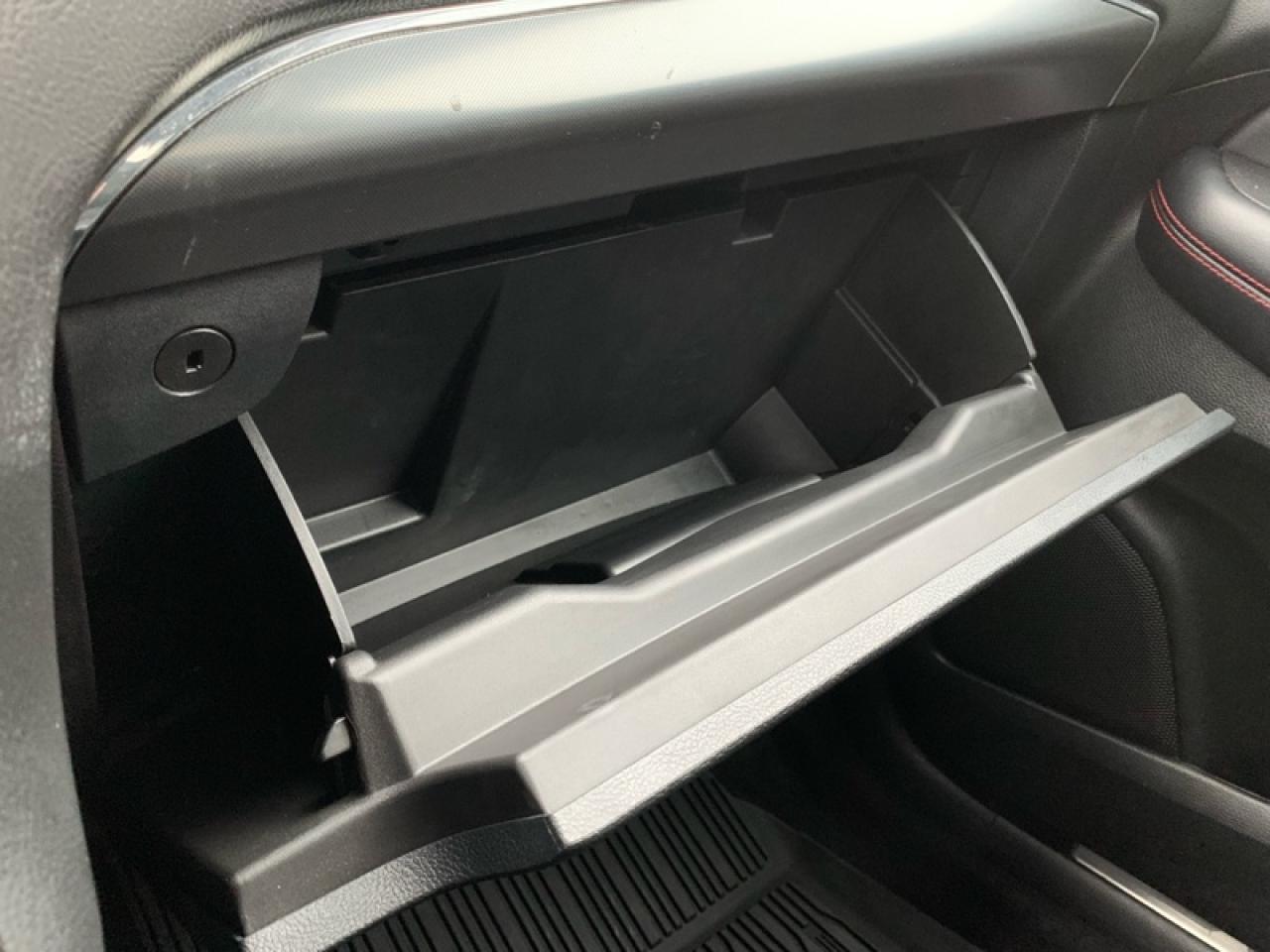 2022 Ford Edge ST Line  - Aluminum Wheels -  Heated Seats Photo