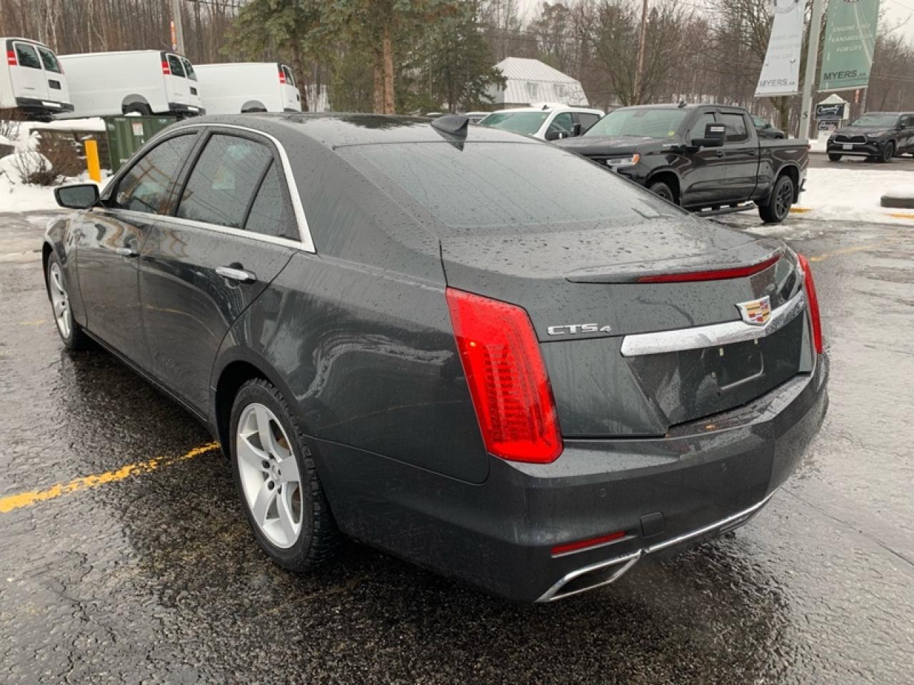 2016 Cadillac CTS Luxury  - Cooled Seats -  Leather Seats Photo4