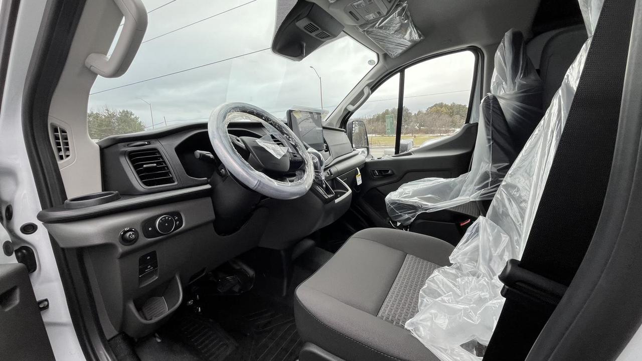 2026 Ford Transit Cargo Van BASE Photo2