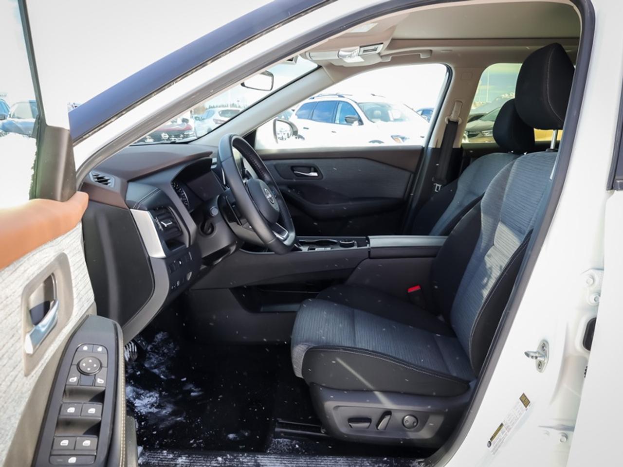 2023 Nissan Qashqai S AWD  - Heated Seats -  Apple CarPlay - $164 B/W Photo