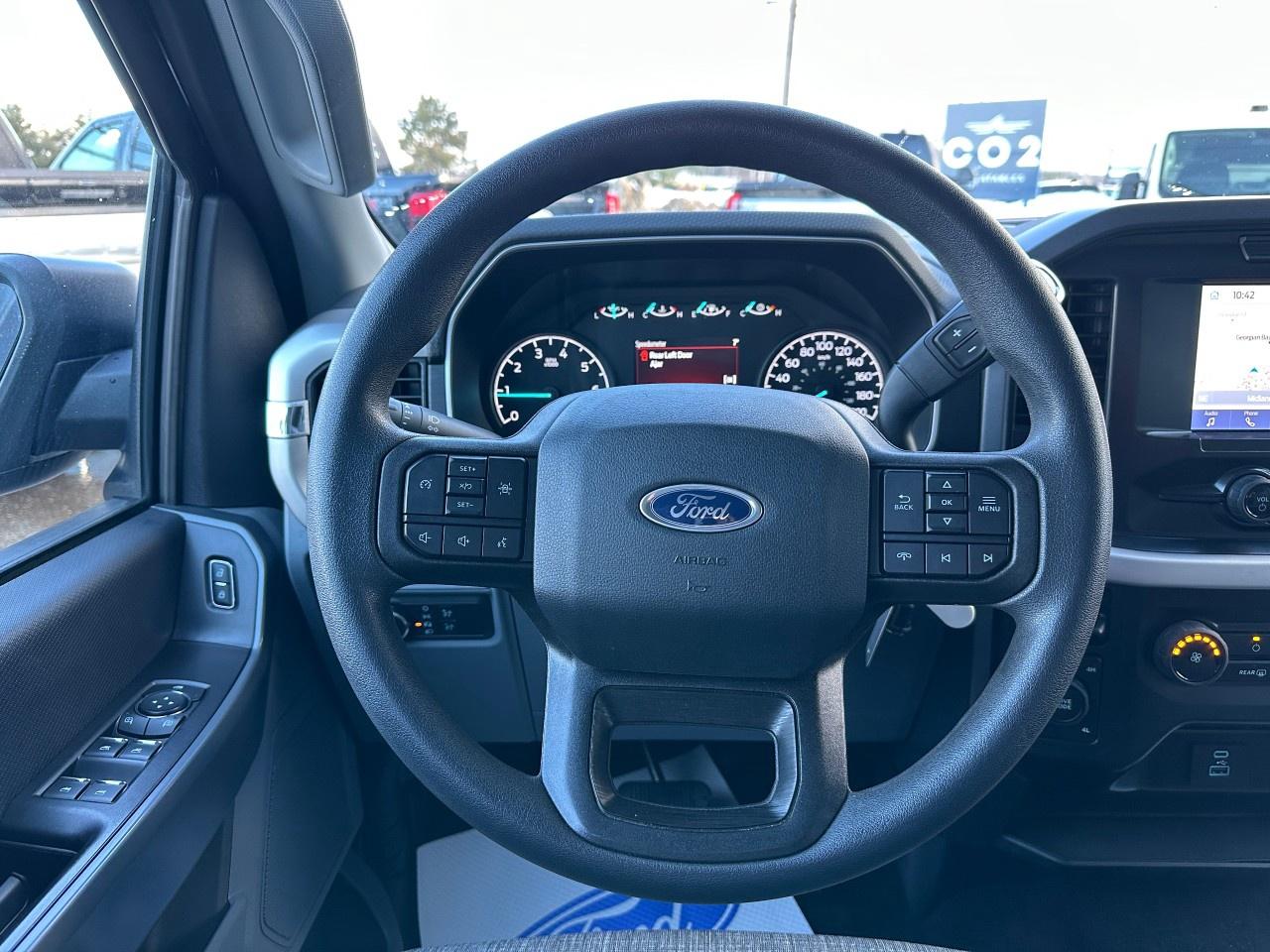 2022 Ford F-150 XLT 4WD SuperCrew 5.5' Box Photo