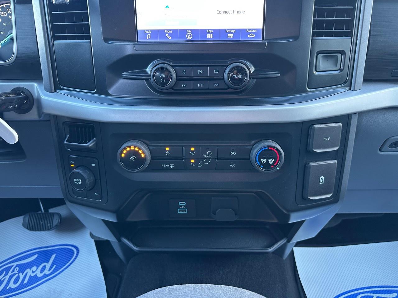 2022 Ford F-150 XLT 4WD SuperCrew 5.5' Box Photo